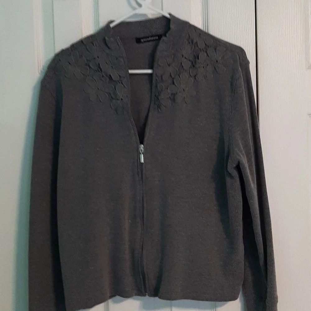 Jacket - Picture 2 of 4